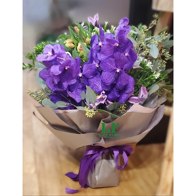 BQ_10 紫色萬代蘭花束