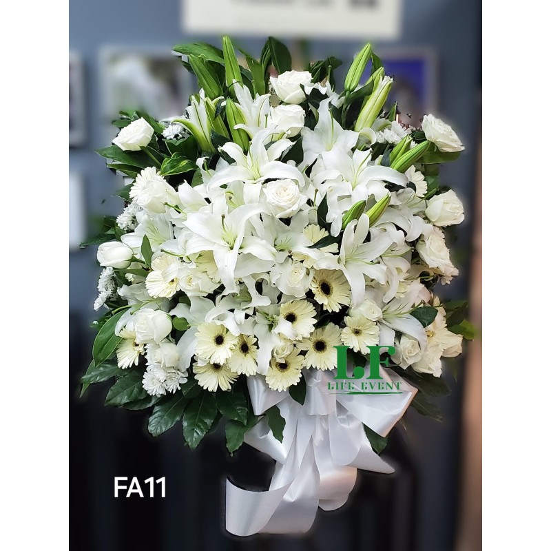 FA_11, 白色玫瑰百合太陽花 帛事花籃
