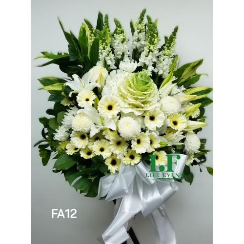 FA_12, 白色葉牡丹大波斯菊太陽花 帛事花籃